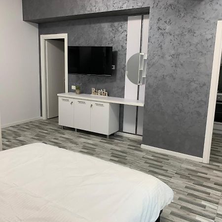 Apartament Alexandra Lejlighedshotel Mamaia Eksteriør billede