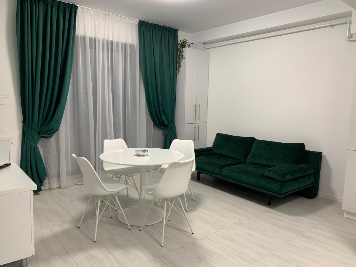 Apartament Alexandra Lejlighedshotel Mamaia Eksteriør billede